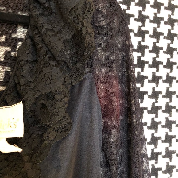 Vintage 80s / 90s Semi-sheer back deep-v lace button down blouse w/ ruffles - Picture 5 of 8